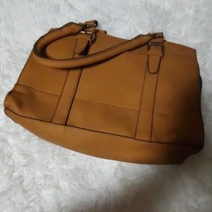 NWOT BUENO HANDBAG